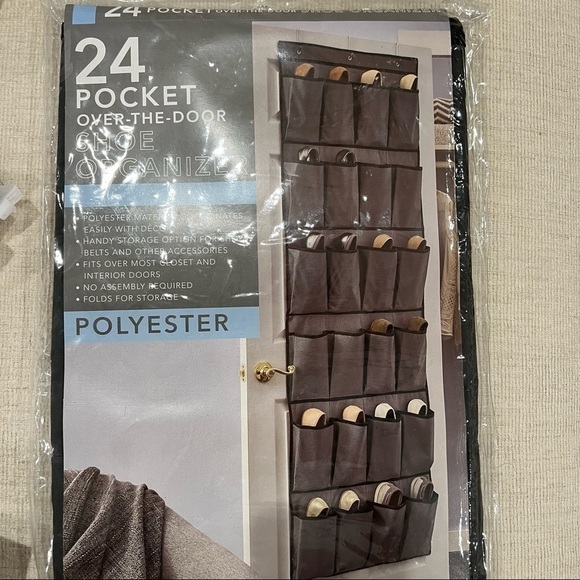 New-over the Door Shoe Organizer, 24 Large Pocket &3 Strong Metal Hooks - Picture 3 of 8